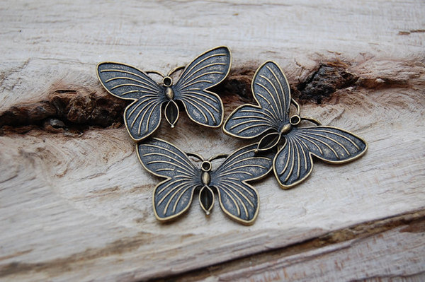 3 Anhänger bronzefarben Schmetterling